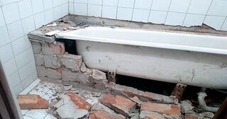 Демонтаж ванны в Приморско-Ахтарске от Мастер24 — быстро, недорого, вывоз старой ванны от 1014 руб.